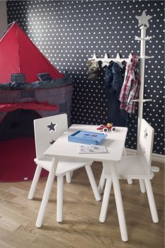 Kidsconcept Kinderstuhl Star weiß im Kinderzimmer