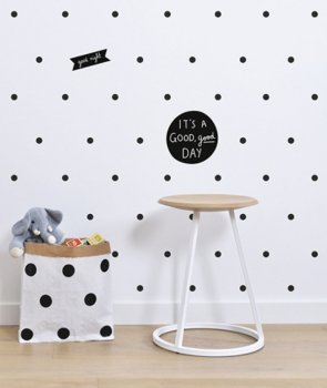 Lilipinso Wandsticker Punkte schwarz an der Wand