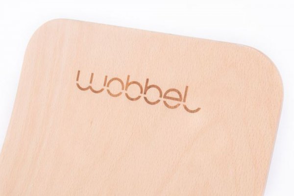 Wobbel Board transparent lackiert